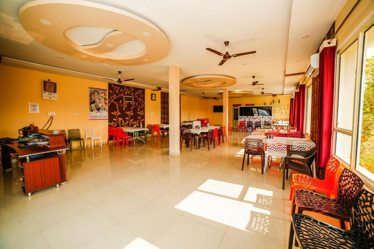 Oyo 23367 Farmsgreen Resort And Restaurant Orchha Ngoại thất bức ảnh